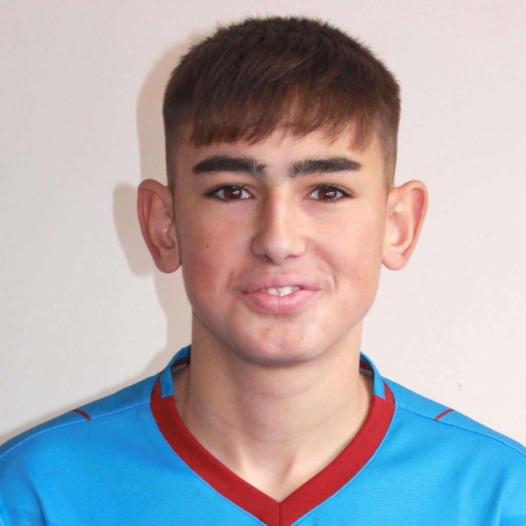 D/O/B: 30/09/2002
Favourite Team: Manchester United
Currently Play For: Bottesford Town U18s
Futsal Position: Pivot
Favourite Player: Scott McTominay